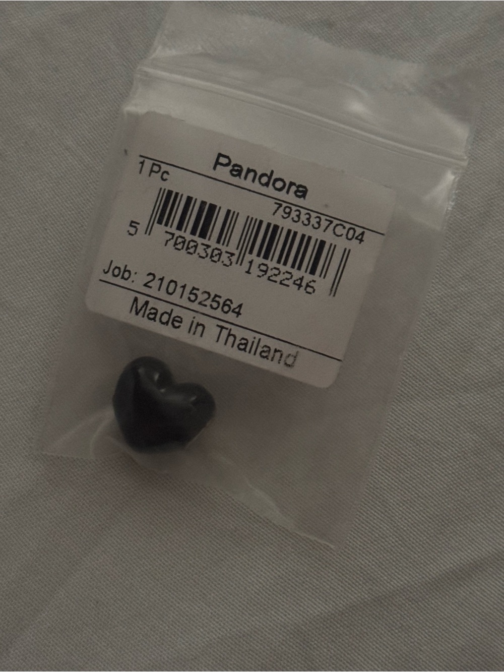 Pandora Black Heart charm brand new - Picture 3 of 3